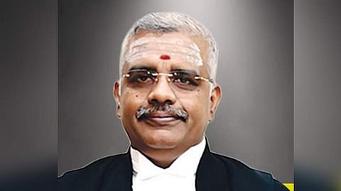 நீதிபதி ஆனந்த் வெங்கடேஷ்