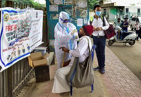 அச்சுறுத்தும் கரோனா : லைவ் அப்டேட்ஸ்