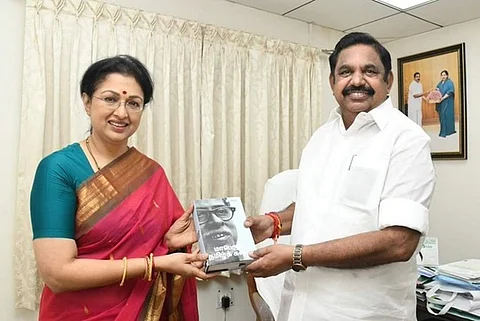 அதிமுகவில் இணைந்தார் நடிகை கெளதமி!