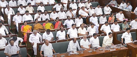 நாட்டிலேயே தமிழகம் முதலிடம்..: எந்தெந்த துறைகளில்!
