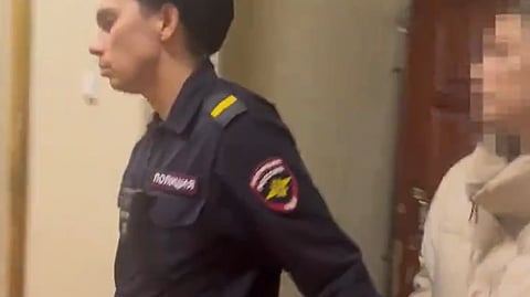 இணையத்தில் பரவும் காணொலி | X
