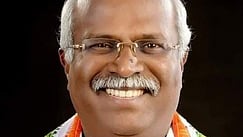 நெல்லை காங்கிரஸ் வேட்பாளா் சுயவிவரம்