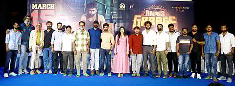 மக்கள் தயாரிப்பு நிறுவனம் சார்பில் முரளி ஶ்ரீனிவாசன் தயாரிப்பில் என்வி கிரியேஷன்ஸ் நாகராஜன் இணைந்து தயாரிக்க இயக்குநர் பிரசாந்த் நாகராஜன் இயக்கத்தில் மகேந்திரன் முதன்மை பாத்திரத்தில் நடித்துள்ள திரைப்படம் அமீகோ கேரேஜ்.