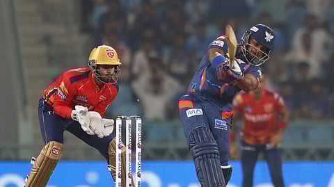 பஞ்சாப் கிங்ஸுக்கு 200 ரன்கள் இலக்கு நிர்ணயித்த லக்னௌ!
