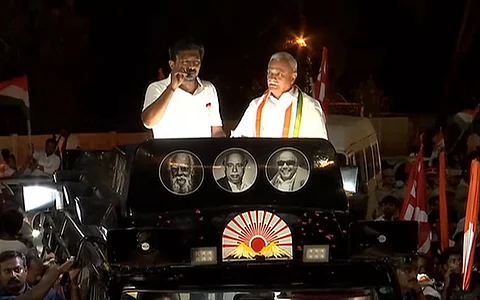 பிரசாரத்தில் உதயநிதி ஸ்டாலின்