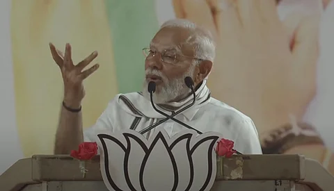 மோடிக்கு குடும்பம் இல்லையா? மேடையில் பிரதமர் ஆவேசம்!