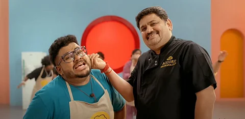 ‘டாப் குக்கு டூப் குக்கு’ நிகழ்ச்சியின் 9 போட்டியாளர்கள்! 