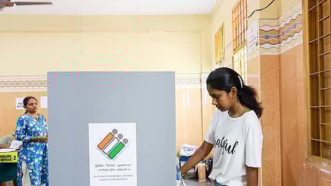 தமிழகம், புதுச்சேரி பேரவைத் தோ்தல் தேதி: மாா்ச் மத்தியில் அறிவிக்க வாய்ப்பு