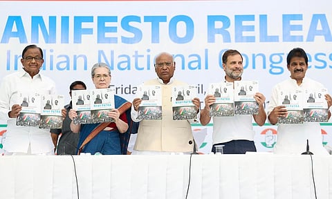 நியாய பத்திரம்.. காங்கிரஸ் தேர்தல் அறிக்கையின் சிறப்பம்சங்கள்