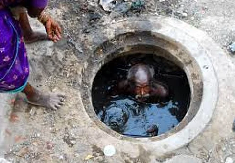 தமிழகத்தில் அதிகரித்த கழிவுநீர் தொட்டி மரணங்கள்!