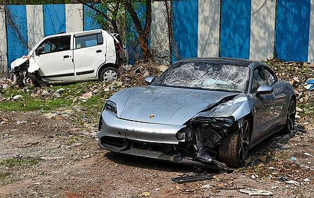 புணே சிறுவனின் தந்தை, தாத்தாவுக்கு 14 நாட்கள் நீதிமன்றக் காவல்