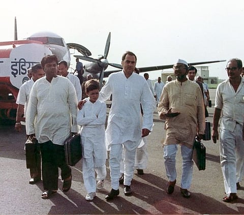உங்கள் ஆசை.. என் பொறுப்பு.. ராஜீவ் நினைவில் ராகுல் உருக்கம்