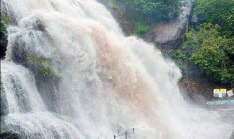 குற்றாலம்(கோப்புப்படம்)