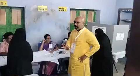 நிஜாமாபாத்திலும் ஹிஜாப்பை அகற்றக் கோரி பாஜக வேட்பாளர் பிரச்னை!