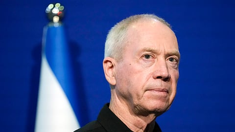 பாதுகாப்பு அமைச்சர் யோவாவ் கலன்ட் 