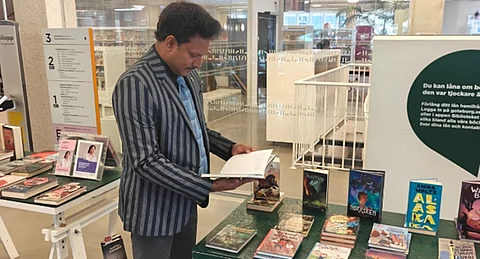 சுவீடன் நூலகத்தில் அமைச்சர் அன்பில் மகேஸ்!