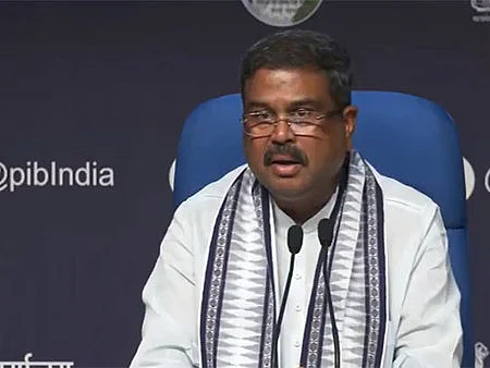 தா்மேந்திர பிரதான்
