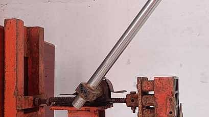 காப்புரிமை பெற்றுள்ள விதை வில்லைகள் உற்பத்திக் கருவி.