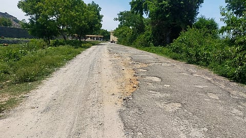 செஞ்சிக் கோட்டை சாலை 