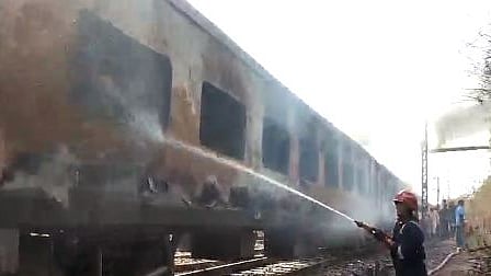 தில்லியில் தொடரும் தீ விபத்துகள்!