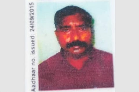 துப்பாக்கியால் சுட்டு தற்கொலை செய்து கொண்ட  விமானப்படை பாதுகாப்பு அலுவலர் காளிதாஸ்(55)