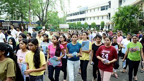 நீட்: இளநிலை மருத்துவப் படிப்புகளுக்கான கலந்தாய்வு தேதி அறிவிப்பு