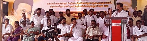 விழுப்புரம் மாவட்டம் வளா்ச்சியை நோக்கிச் செல்கிறது: அமைச்சா் க.பொன்முடி