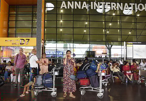 விமான நிலையம்