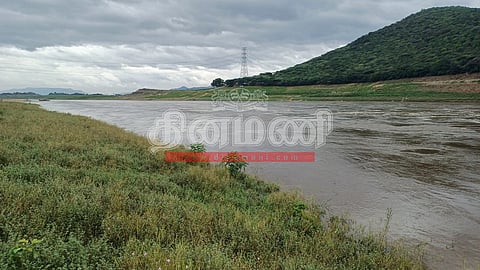 மேட்டூர் அணைக்கு வரும் நீரின் அளவு வினாடிக்கு 19,618 கன அடியாக அதிகரித்துள்ளது.