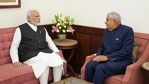 நரேந்திர மோடி / ஜகதீப் தன்கர்