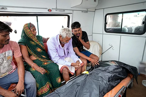 ஹாத்ரஸ் சம்பவத்தில் காணாமல் போனவர்கள் சடலங்களாக! பல கண்ணீர் கதைகள்!!