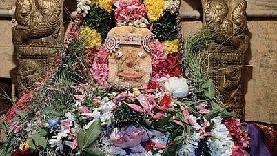 அரியலூா் மாவட்ட சிவாலயங்களில் பிரதோஷ வழிபாடு