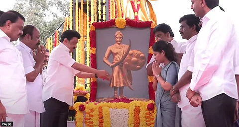 அழகு முத்துக்கோன் சிலைக்கு முதல்வர் ஸ்டாலின் மரியாதை