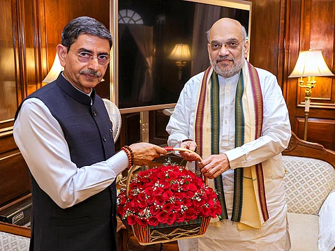 உள்துறை அமைச்சர் அமித் ஷாவைச் சந்தித்த ஆளுநர் ஆர்.என். ரவி
