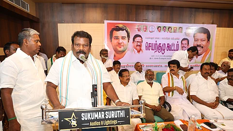 கூட்டத்தில் செல்வப்பெருந்தகை பங்கேற்றிருந்தபோது..