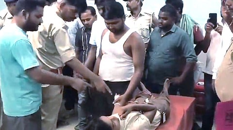 காயமடைந்த 3 ஆம் வகுப்பு 
மாணவர்.