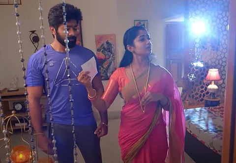 மீனாட்சி பொண்ணுங்க தொடரின் காட்சி.