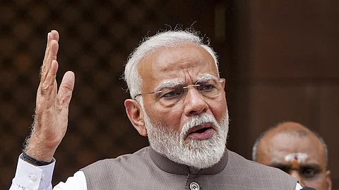 பிரதமா் நரேந்திர மோடி 