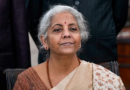 மத்திய அமைச்சா் நிா்மலா சீதாராமன் 