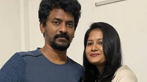 இயக்குநர் நெல்சன் உடன் மோனிஷா