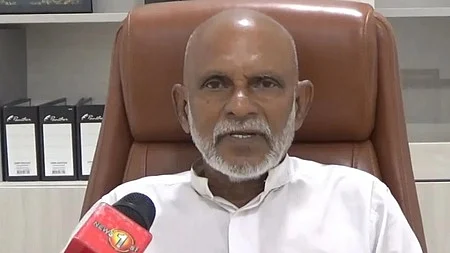இத்ருஸ் முகமது இலியாஸ் ~பாக்கியசெல்வம் அரியேந்திரன் ~சிவஞானம் சிறீதரன்