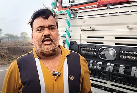 லாரி ஓட்டுநர்