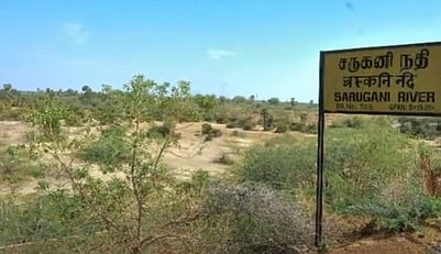  ஜி.பி.எஸ். கருவி மூலம் ஆக்கிரமிப்புகளை அளவிட உத்தரவிடப்பட்ட சருகணி ஆறு.