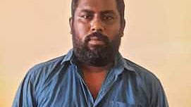 அரசு சலுகை பெற மோசடி: இலங்கை தமிழா் கைது