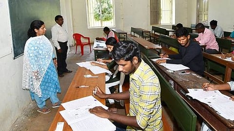 குரூப் 2, 2ஏ தோ்வு: 5.53 லட்சம் போ் எழுதினா்