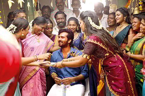 எதார்த்தங்களிலிருந்து பிரிக்க முடியாத கதை!