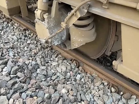  train derailed 