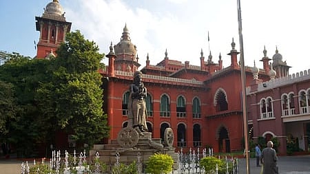 உயா்நீதிமன்றம்