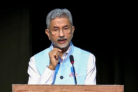 அமைச்சா் ஜெய்சங்கா்