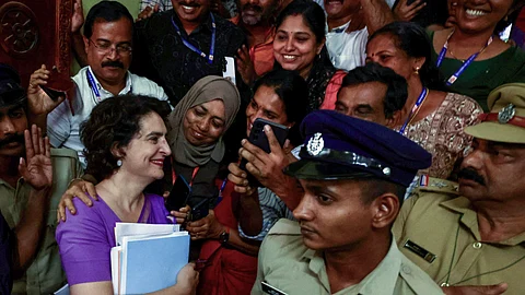 வயநாடு இடைத்தேர்தல்: பிரியங்கா காந்தியின் சொத்து மதிப்பு விவரம்! 